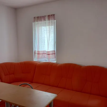 Apartment Ines *